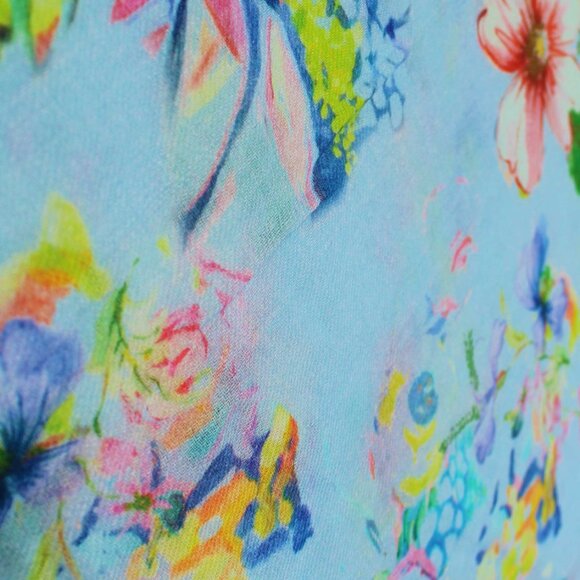 Green Pastel Wool Scarf - Picture 4 of 4